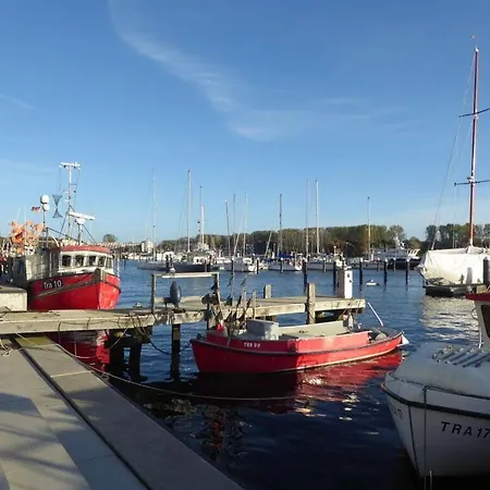 Reese Uitzicht Op De Trave בית נופש