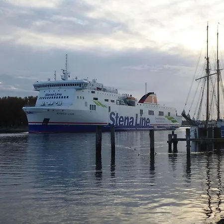 בית נופש Reese Uitzicht Op De Trave *