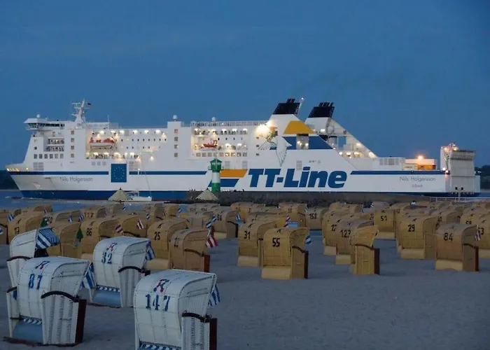 Reese Uitzicht Op De Trave * 뤼베크